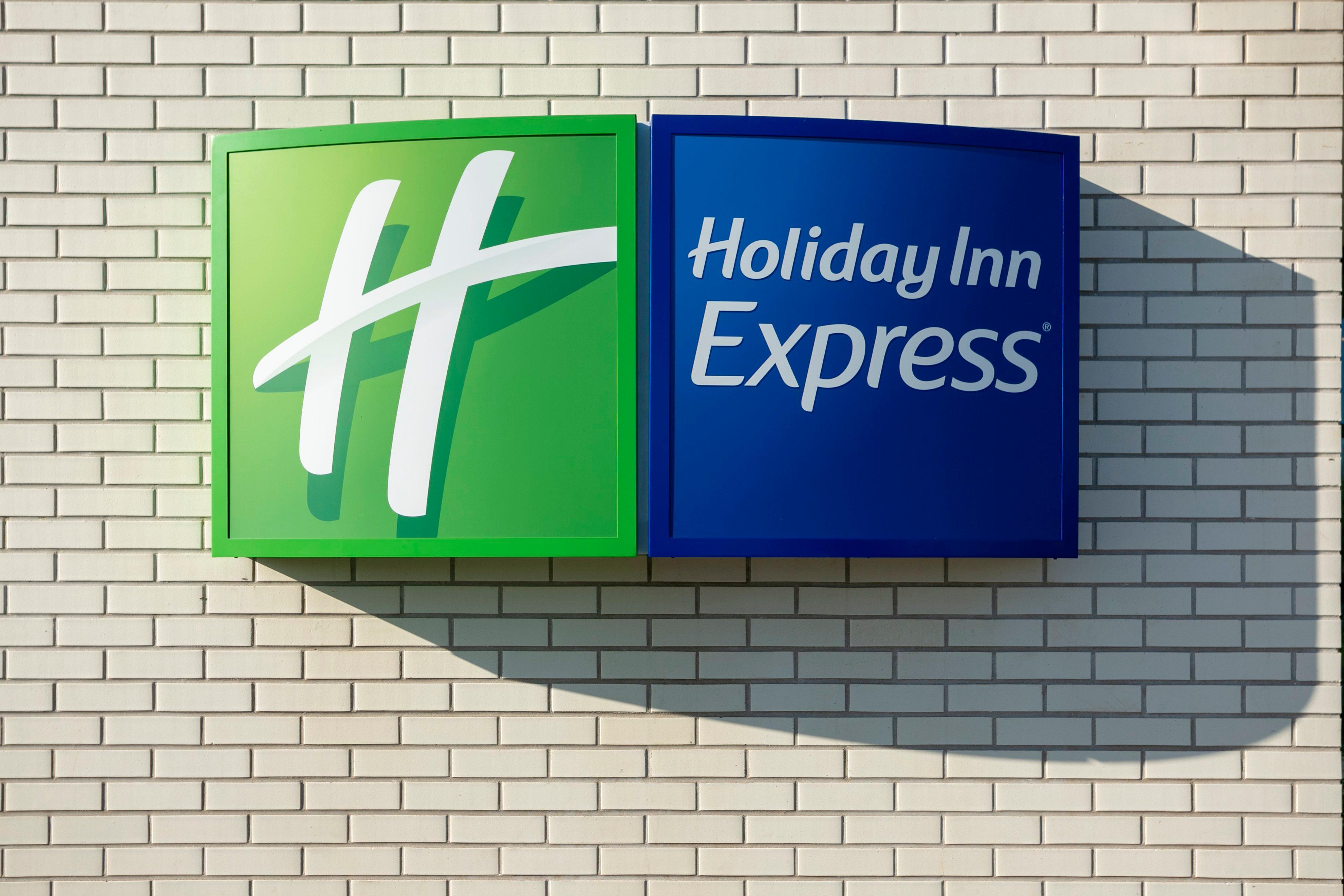 Holiday Inn Express Bridgwater M5, Jct24, An Ihg Hotel Exteriör bild